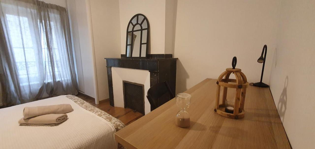 Santocha : Appartement En Plein Coeur De Ville ! Каркассон Экстерьер фото